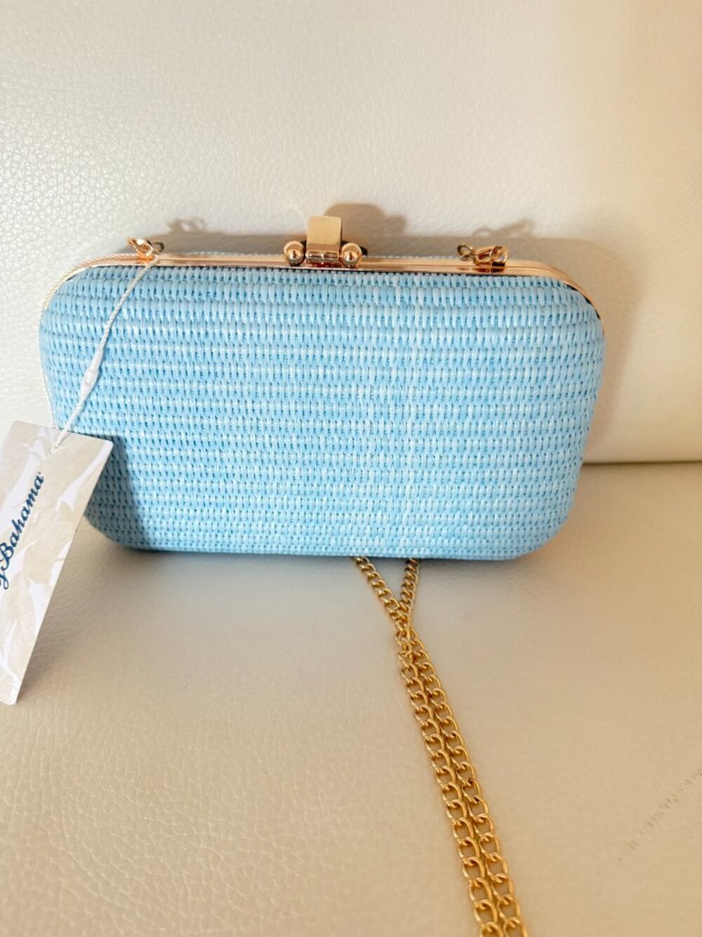 NWT TOMMY BAHAMA LIGHT BLUE WOVEN SHELL CLASP CLUTCH HANDBAG W GOLD CHAIN STRAP - Picture 3 of 7